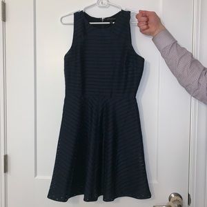Banana Republic women’s navy dress size 4